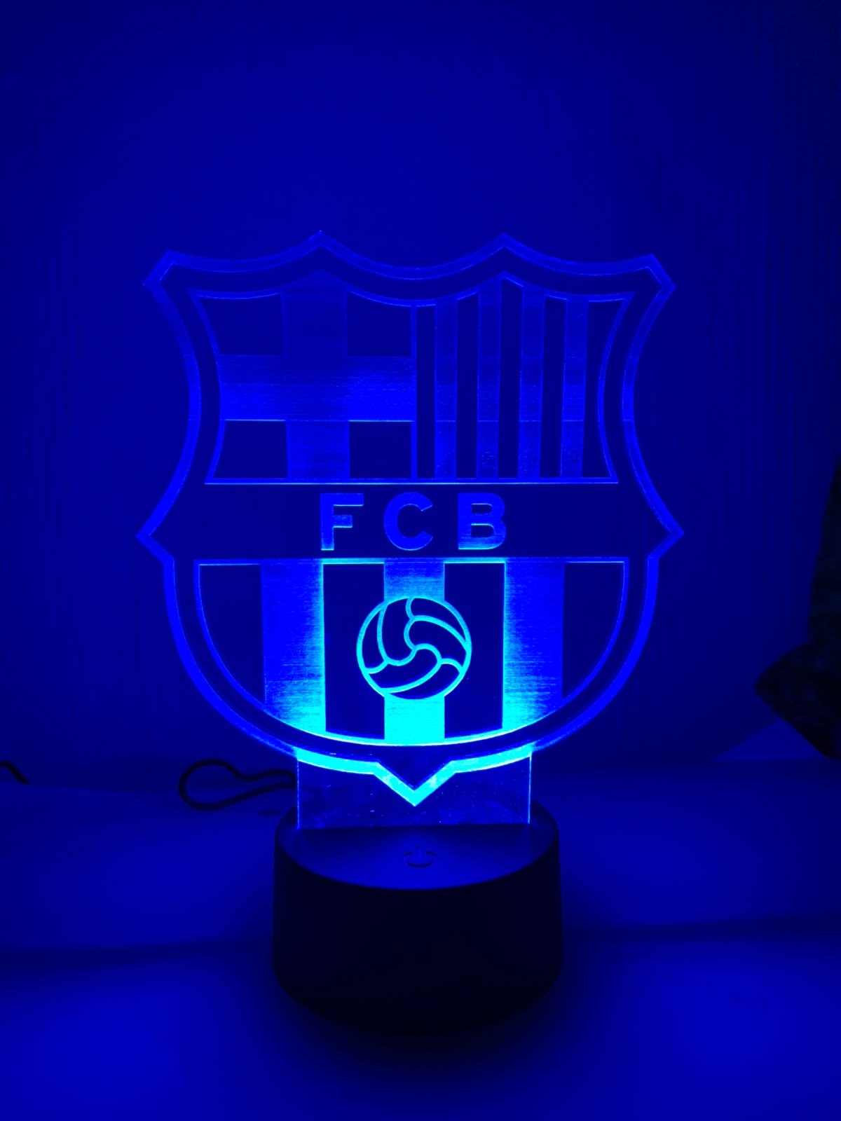 Lámpara LED 3D escudo barcelona – Salto Producciones Guatemala